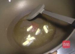 黄花菜肉泥汤的做法图解6