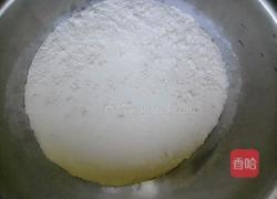 红萝卜粉条海米馅蒸饺的做法图解1