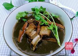 黑蒜煲排骨響螺片湯的做法图解6