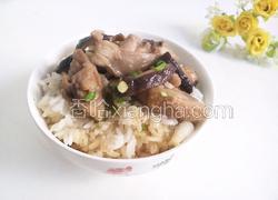 香菇鸡肉饭