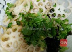 莲菜拌木耳的做法图解3