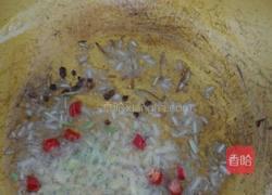 小鸡腿烧土豆的做法图解1