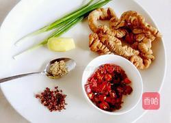 干煸肥肠(麻辣版)的做法图解1