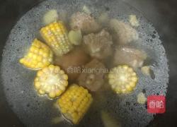 排骨玉米汤的做法图解4