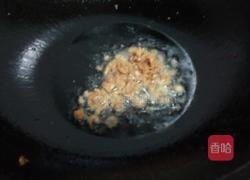 开洋葱油拌面的做法图解5