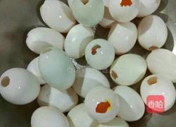 土豪蛋（糯米蛋）的做法图解1