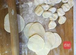 牛肉韭菜饺子的做法图解10