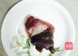 猪肉花甲韭菜汤的做法图解2