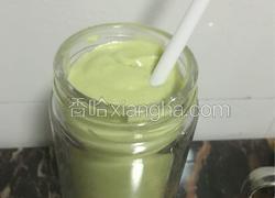 香蕉牛油果奶昔