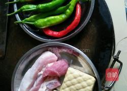 香干炒肉的做法图解1