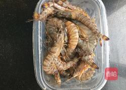 海鲜版皮蛋瘦肉粥的做法图解5