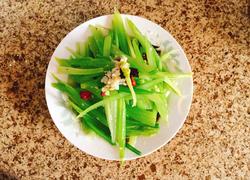 “兮子凉菜大全”之凉拌西芹条