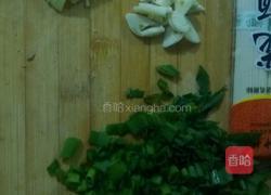 葱油面的做法图解1