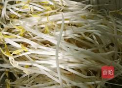 雪菜炒绿豆芽的做法图解1