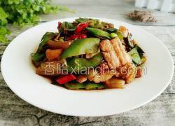 五花肉炒扁豆