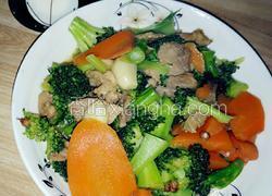 西兰花胡萝卜肉片