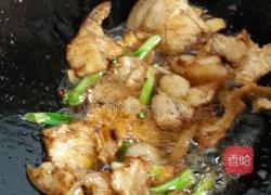 蒜苗回锅肉的做法图解8