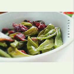 油焖牛肉小辣椒的做法[图]