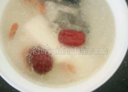 椰子煲乌鸡