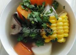 萝卜玉米香菇排骨汤