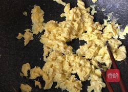 西红柿炒鸡蛋的做法图解7