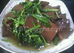 韭菜炒鸭血