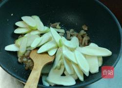 茭白炒肉的做法图解5