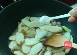 茭白炒肉的做法图解6