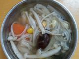 蘑菇素菜汤