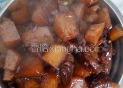 红烧肉顿土豆块