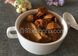 虫草花姬松茸煲鸡汤