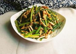 香干肉丝炒韭菜花