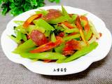 一见倾心（西芹炒香肠）的做法[图]