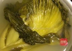 花生酸菜闷五花肉的做法图解2