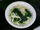 小青菜飘油汤挂面