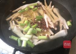 泡椒凤爪的做法图解2