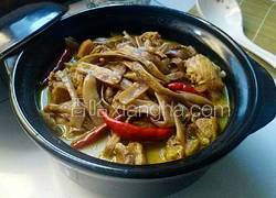 农家干豆角焖鸡