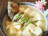 鸡蛋豆腐鲫鱼汤