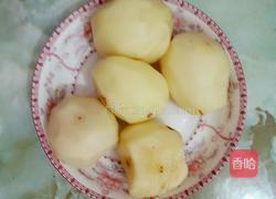 花生米炒土豆片的做法图解2