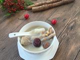 山药黄豆炖鸡爪
