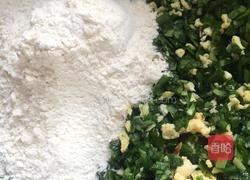 韭菜鸡蛋饼的做法图解2