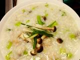 菌菇鱼片虾丸生滚粥
