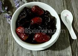 黑木耳红枣汤