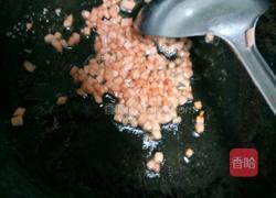 火腿生菜蛋炒饭的做法图解3