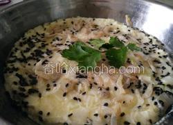 黑芝麻虾皮鸡蛋糕