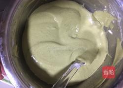 抹茶戚风蛋糕的做法图解8