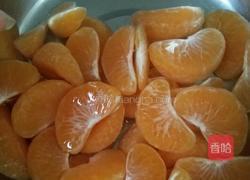 糖水橘子的做法图解1
