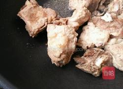 排骨炖土豆的做法图解3