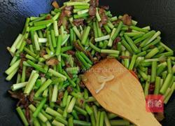 蒜苔炒肉丝的做法图解6