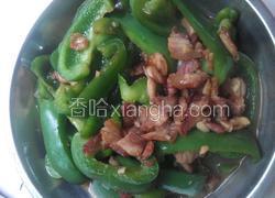 五花肉炒菜椒
